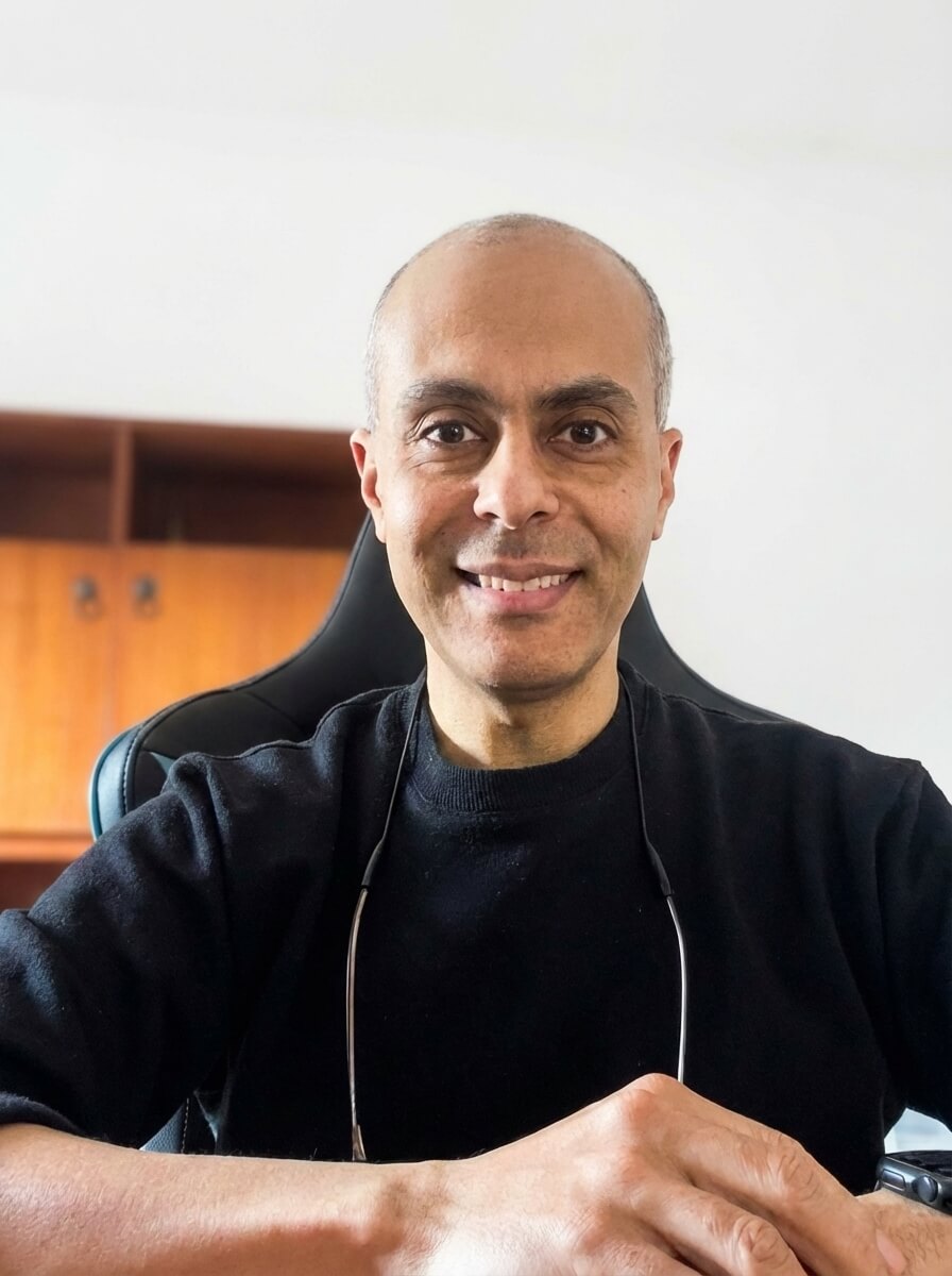 Dr. Abdelouaheb Farhi